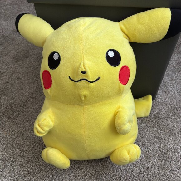Toy Factory Large 17" Poke'mon PIKACHU Large Plush Toy - Picture 1 of 3